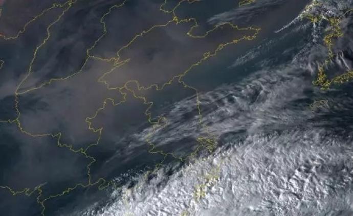 浮塵來了！受北方沙塵輸送影響，上海明天或有中度污染