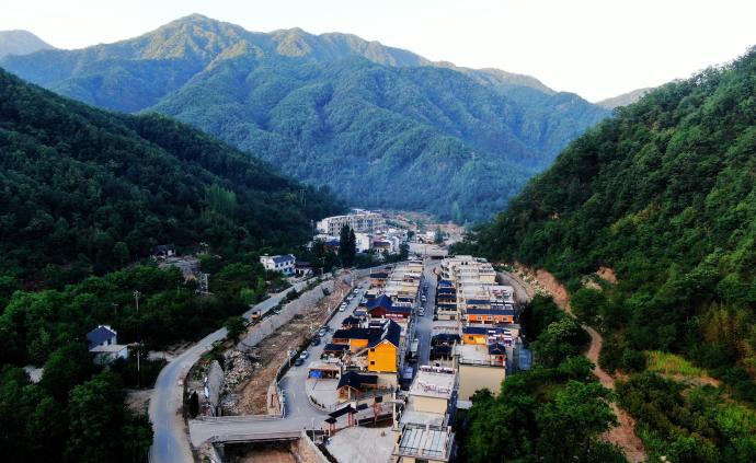 河南南阳西峡县人大常委会通过《西峡县申报撤县设市的决议》