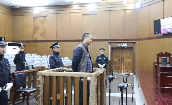四川乐山公交车爆炸致15伤案一审宣判：被告人被判死缓