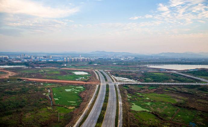 安徽江南产业集中区调整产业规划，解决第三产业发展滞后