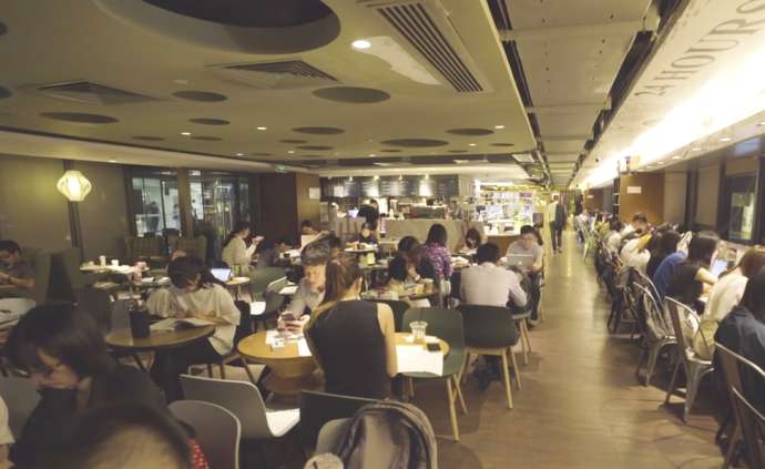 深圳24小时书店，那里有一群怎样的人？