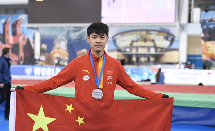 宁忠岩获速滑世界杯男子1000米银牌，中国速滑再创历史