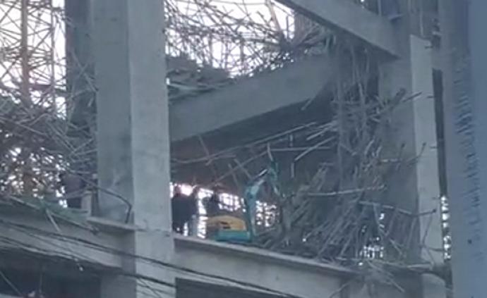 徐州一水泥厂工地坍塌致5伤1失踪 ，家属：现场仍在救援