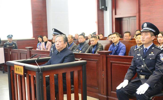 国家烟草专卖局原党组成员、副局长赵洪顺被控受贿超九千万