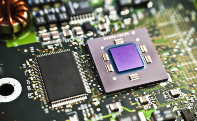 亚马逊云计算公司被曝将推二代自研芯片：基于软银ARM技术