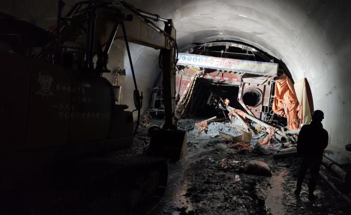 云南临沧在建隧道突泥涌水事故已致7人遇难，5人失联