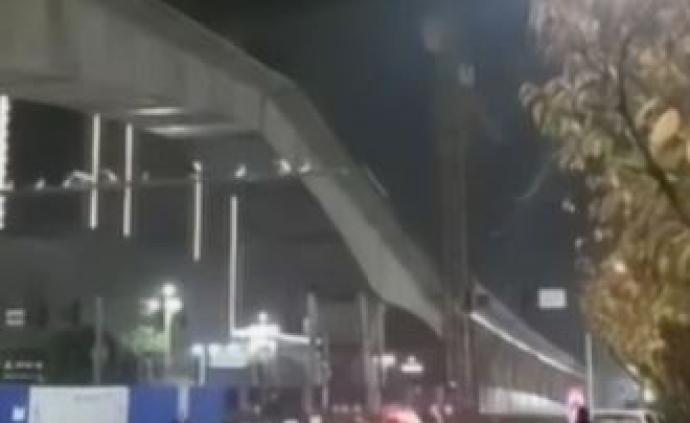 重庆轨交5号线百余米在建桥体深夜发生垂直错位，无人员伤亡