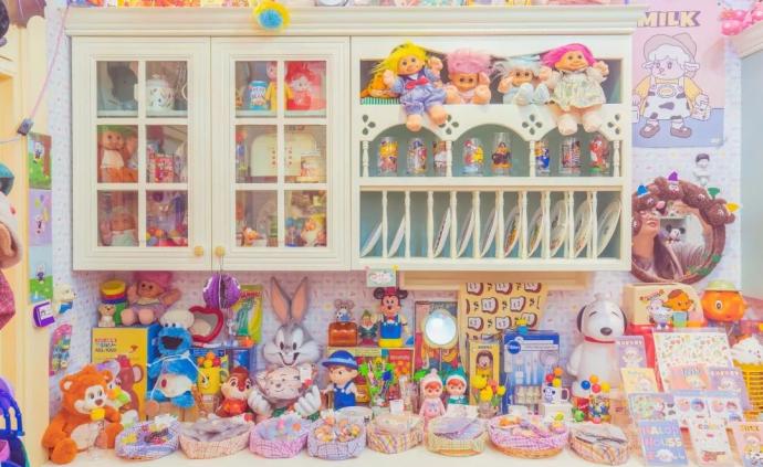 上海这家“任性”的杂货铺，玩具概不出售 