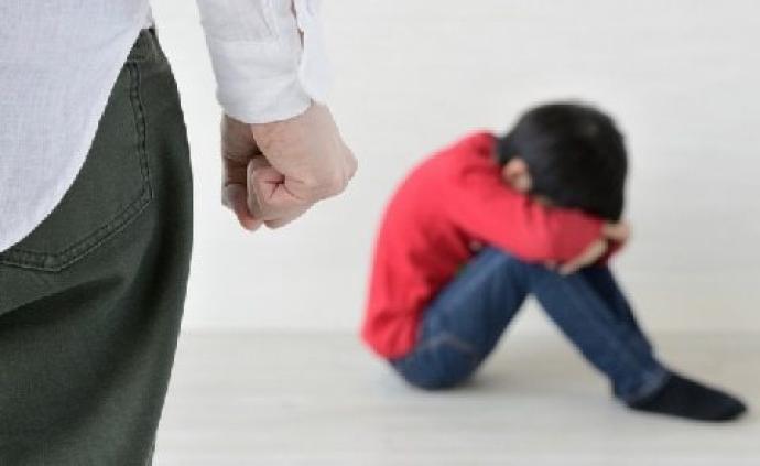日本明年立法禁止父母体罚孩子，打屁股、不给饭吃都违法