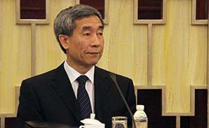 中央官员晤香港议员谈政改：行政长官普选问题关系到国家安全