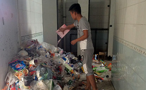 南昌大学撤保洁员推自主保洁，党员、班干须带头扫女厕遭吐槽