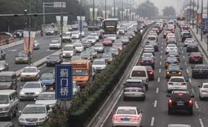 无车日北京早晚高峰仍旧拥堵，道路、天气等因素限制绿色出行