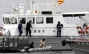中国一货船长涉嫌偷渡3名中国男子，被日本警方逮捕