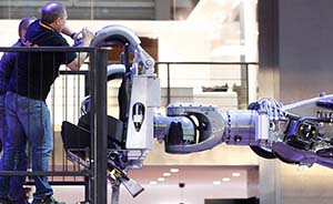 上海新高度｜机器人时代之争：为更多机器人植入中国大脑