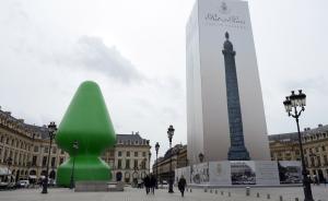 形状奇奇怪怪！巴黎充气雕塑因酷似“性玩具”被拆除