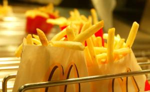 再陷“转基因门”，麦当劳否认在华使用转基因土豆制薯条
