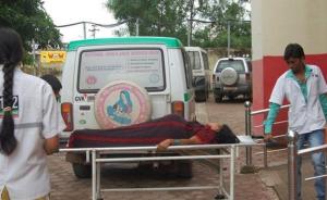 印度一医生6小时为83名妇女做绝育手术，致8死30人送医