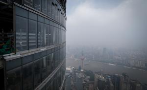 历时两年多，632米高上海中心大厦主楼玻璃幕墙终于装好了