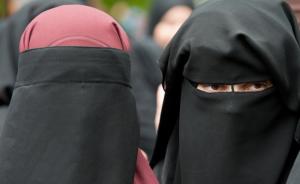 乌鲁木齐市人大通过新规：公共场所禁止穿戴蒙面罩袍
