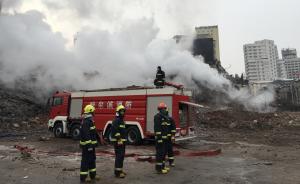 三天了，哈尔滨大火仍有余火，专家称相连两建筑保留价值不大