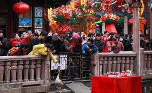 上海市政府发通知：两节期间自发聚集活动要提前制定安保措施