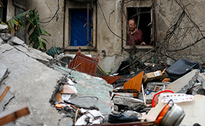 上海老式居民楼坍塌调查：拆迁公司老板被指私自租售待拆房屋