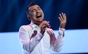 一个维吾尔族“新疆弗拉明戈”歌者怎样走到上海？