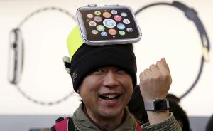 苹果手表18K金版在内地被疯抢，香港果粉说不如买劳力士