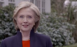 希拉里竞选总统视频：我想要成为美国人民的捍卫者