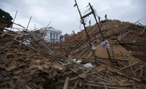 尼泊爾強震至少1475人遇難，西藏17人死亡20萬人受災