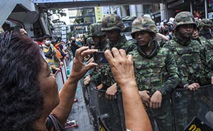 你有枪炮我有推特：泰国青年通过社交媒体抗议政变