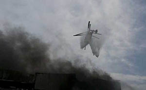 上海一厂房违章电焊起火，引国内首架消防直升机救火