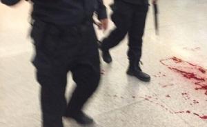 男子沈阳站买票插队遭拒，抽出裁纸刀划伤前面乘客手腕