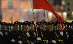 红场阅兵道路不平，中国仪仗队步伐特别设计为每分钟116步