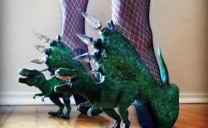 踩着恐龙去看《侏罗纪世界》才够霸气
