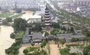 南京400岁明代宝塔遭连日暴雨浸泡，民众担忧其安危