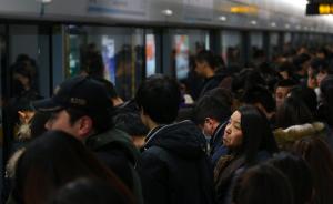 早高峰挤爆！上海一地铁站身陷18个园区：征询白领设短驳点