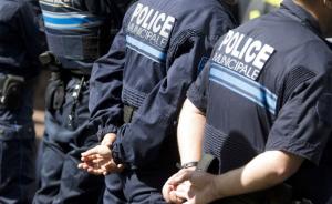 法国警察获准文身蓄须：图案不能包含宗教等特殊含义