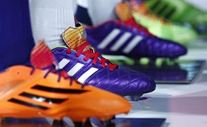环保组织曝世界杯球鞋有毒，阿迪达斯承诺“去毒“