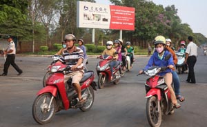 越南宣布杨洁篪访越，总理要求避免过度依赖中国市场