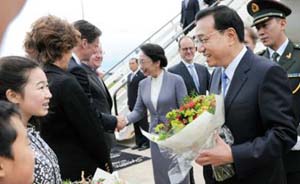 李克强抵英访问，英国宣布全面简化中国人签证手续