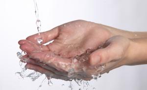 医生们的家庭卫生：洗手要不断搓20秒，从来不用毛巾擦手