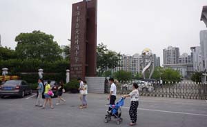 上海嘉定一初中女生跳河轻生，两名施救同学溺亡