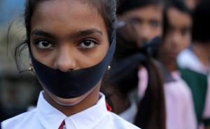 强奸案频发，印度有政客声称应怪罪炒面、手机和西方文化
