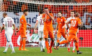 荷兰足球可以重来，但再也没有范佩西们的“横刀立马"