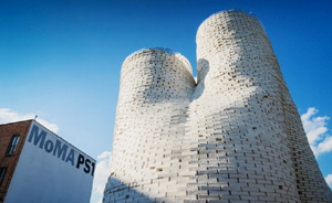 纽约MoMA展出“蘑菇砖”建筑，三个月后送回农田当肥料