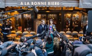 巴黎恐袭丨首家遭袭击的咖啡馆重新开业，“是时候再次重聚”