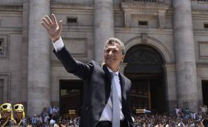 阿根廷新总统宣誓就职将采取重大经济变革，或终结庇隆主义