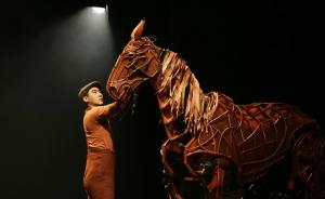 引进《战马》——中国戏剧的一次新洋务运动
