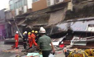 深圳罗湖人才市场屋檐坍塌砸中避雨者，已致3死11伤